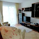 Апартаменты Gaestehaus Heuer