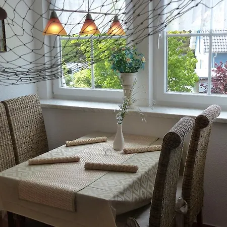 Gaestehaus Heuer 公寓 巴贝