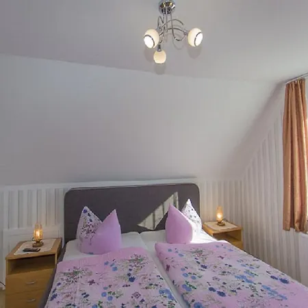 Gaestehaus Heuer * באבה