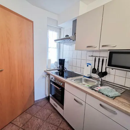 Gaestehaus Heuer 아파트 바베