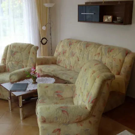 Gaestehaus Heuer Apartamento